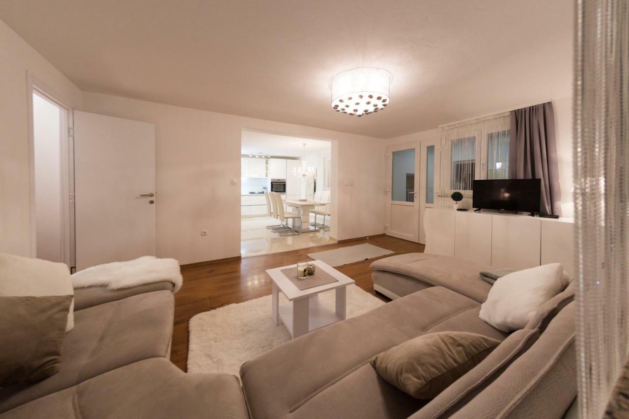 Apartman Korina Otocac Ngoại thất bức ảnh